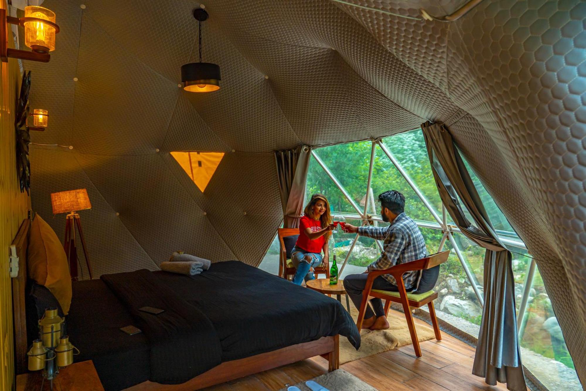 Whoopers Boutique Resort Jibhi 外观 照片