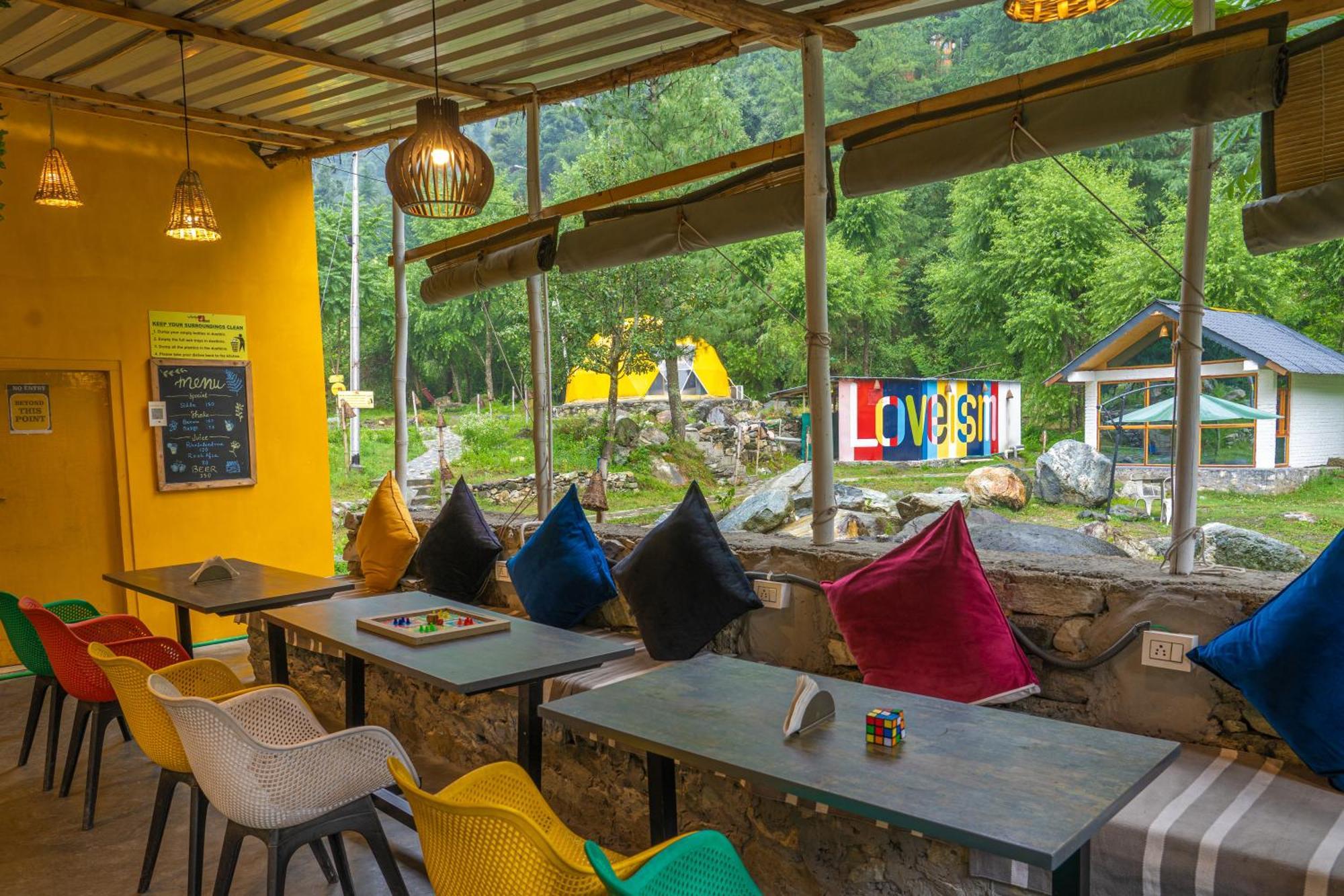 Whoopers Boutique Resort Jibhi 外观 照片