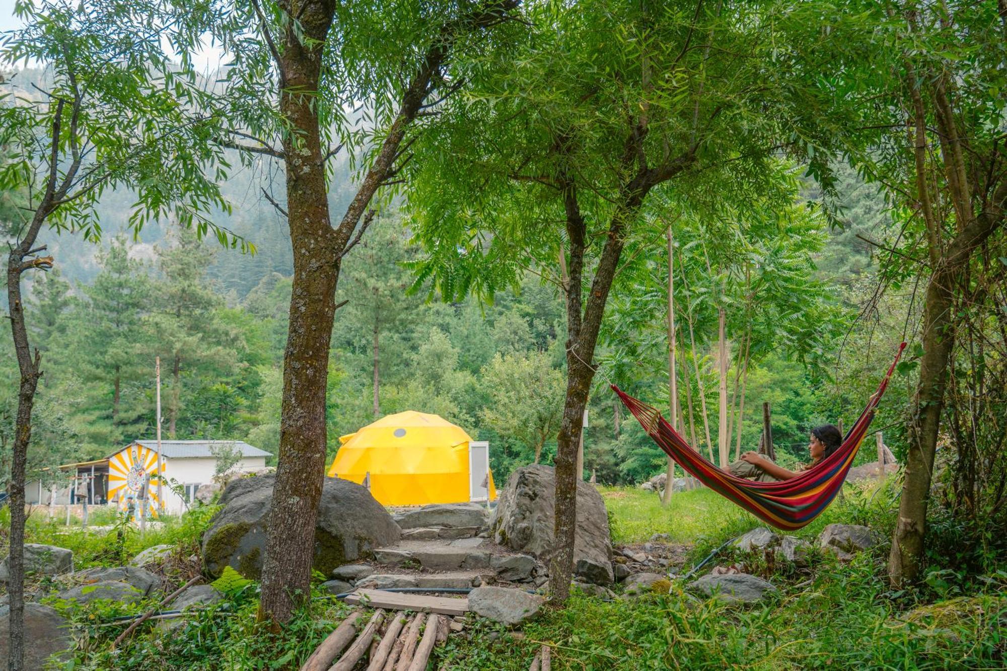 Whoopers Boutique Resort Jibhi 外观 照片