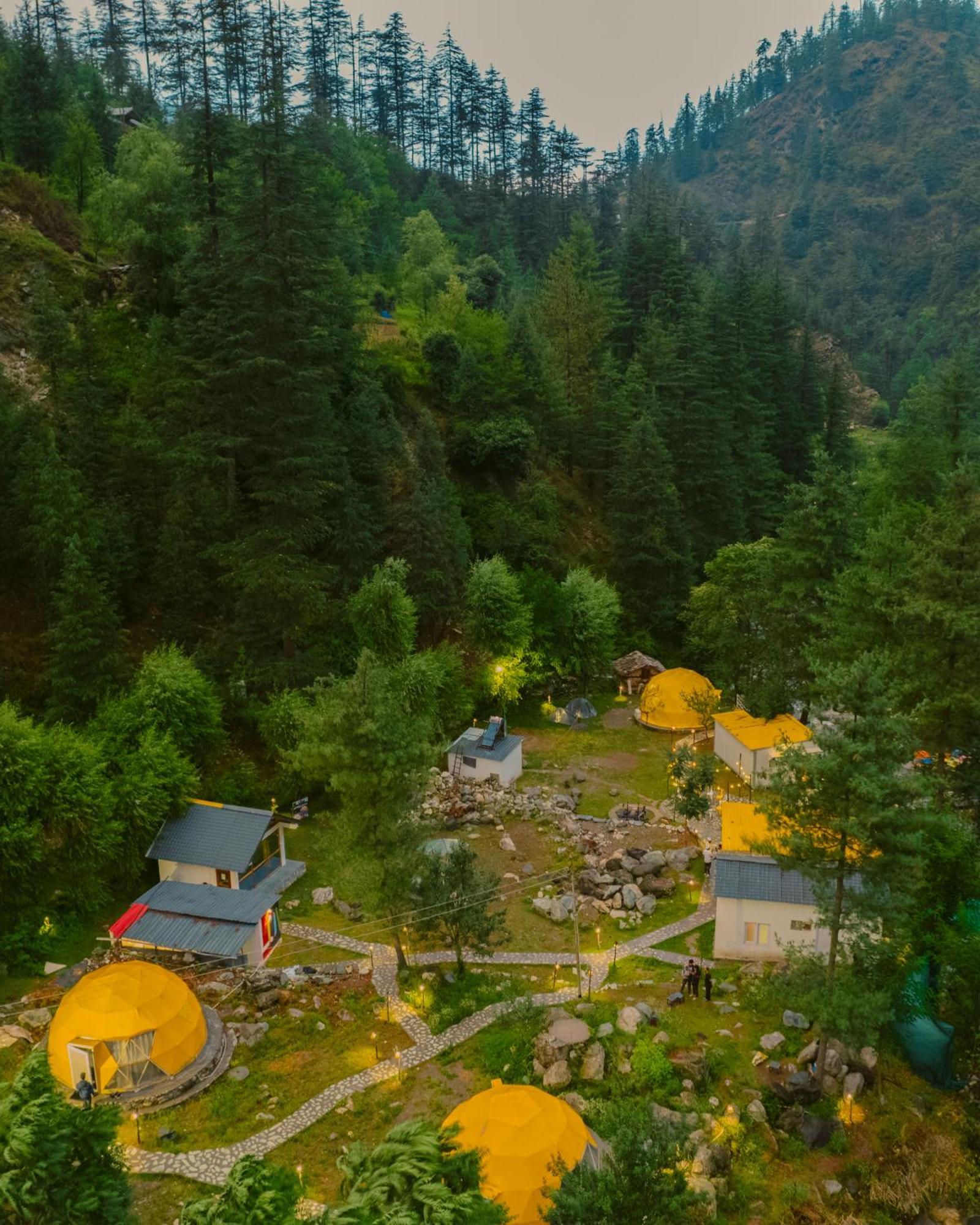 Whoopers Boutique Resort Jibhi 外观 照片